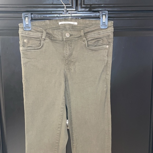 ZARA JEANS ! Army Green color! Size : 6! - Picture 3 of 11